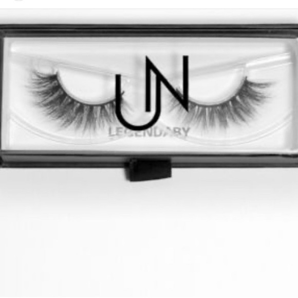 Lashes - Picture 2 of 2